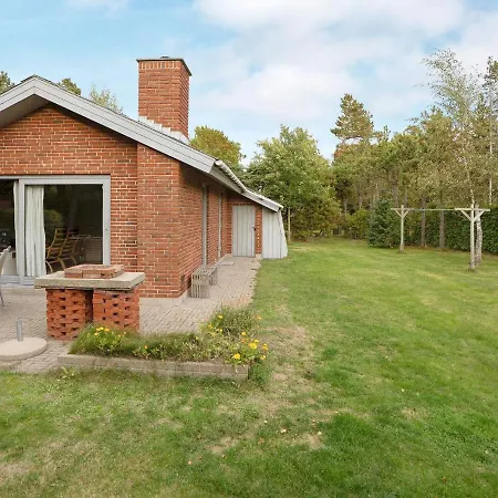 Cozy Retreat Near Marielyst - By Traum *