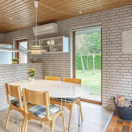 Cozy Retreat Near Marielyst - By Traum Holiday home Boto By